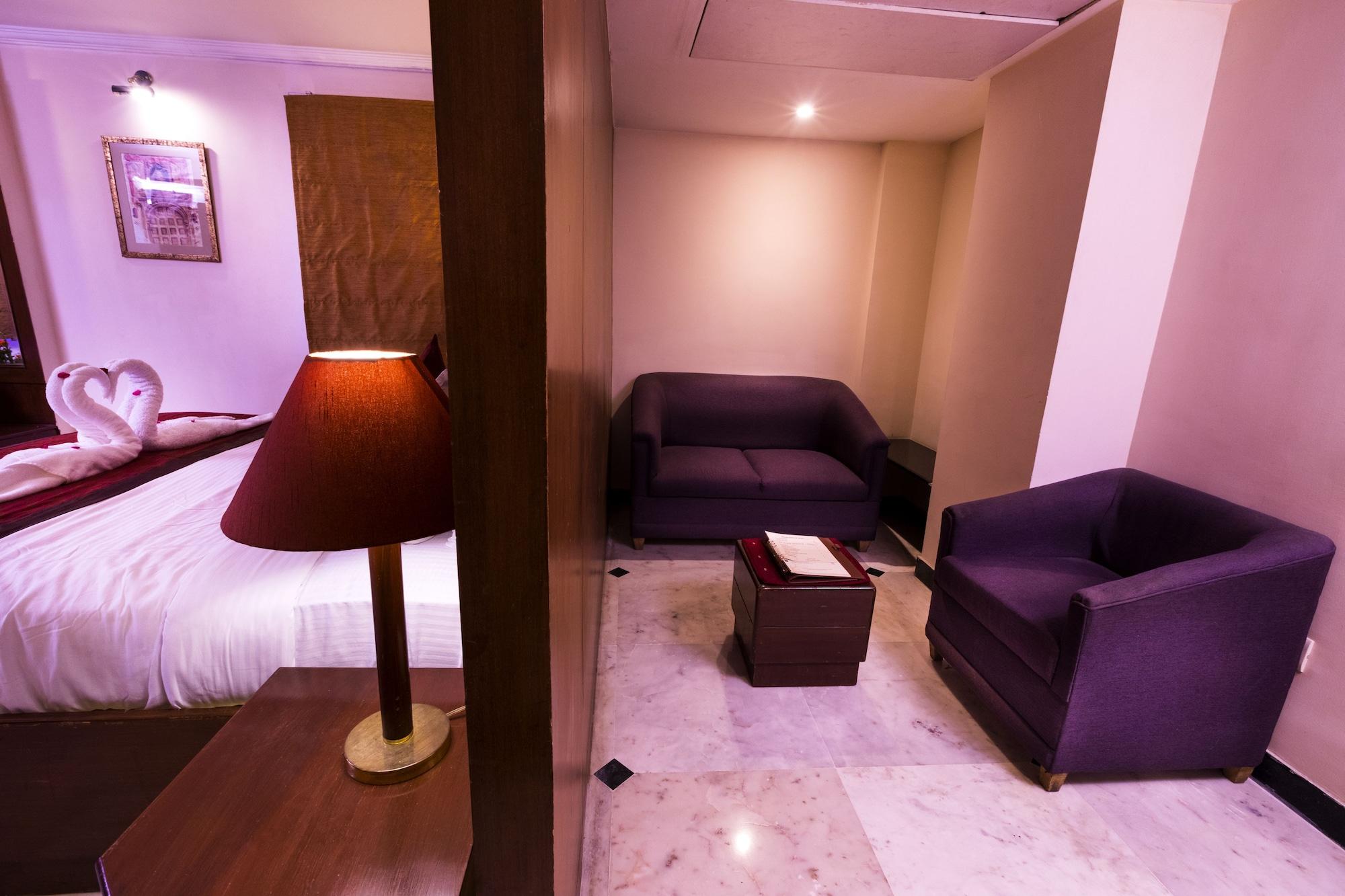Hotel Grand Residence Chennai Bagian luar foto